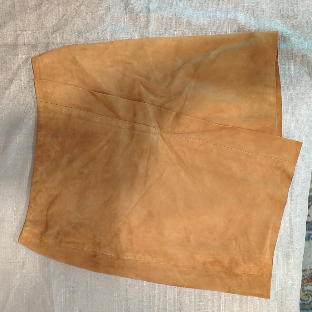 Chelsea 28 Suede Skirt